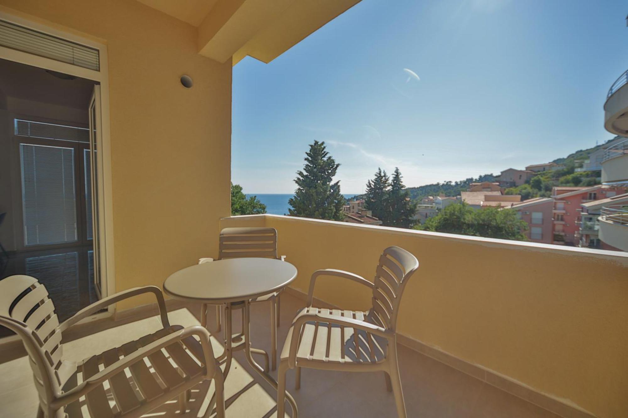 Apartmani Agape Petrovac Exterior photo