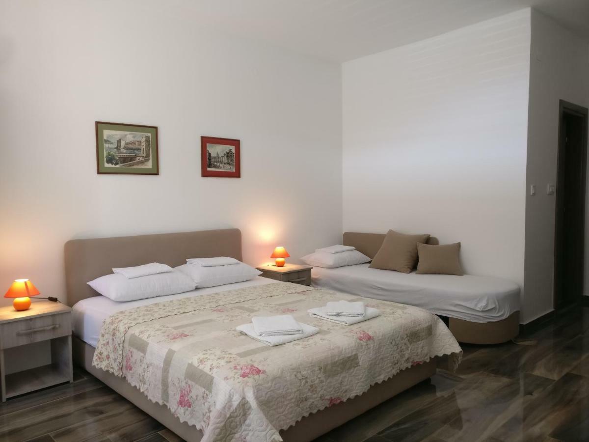 Apartmani Agape Petrovac Exterior photo